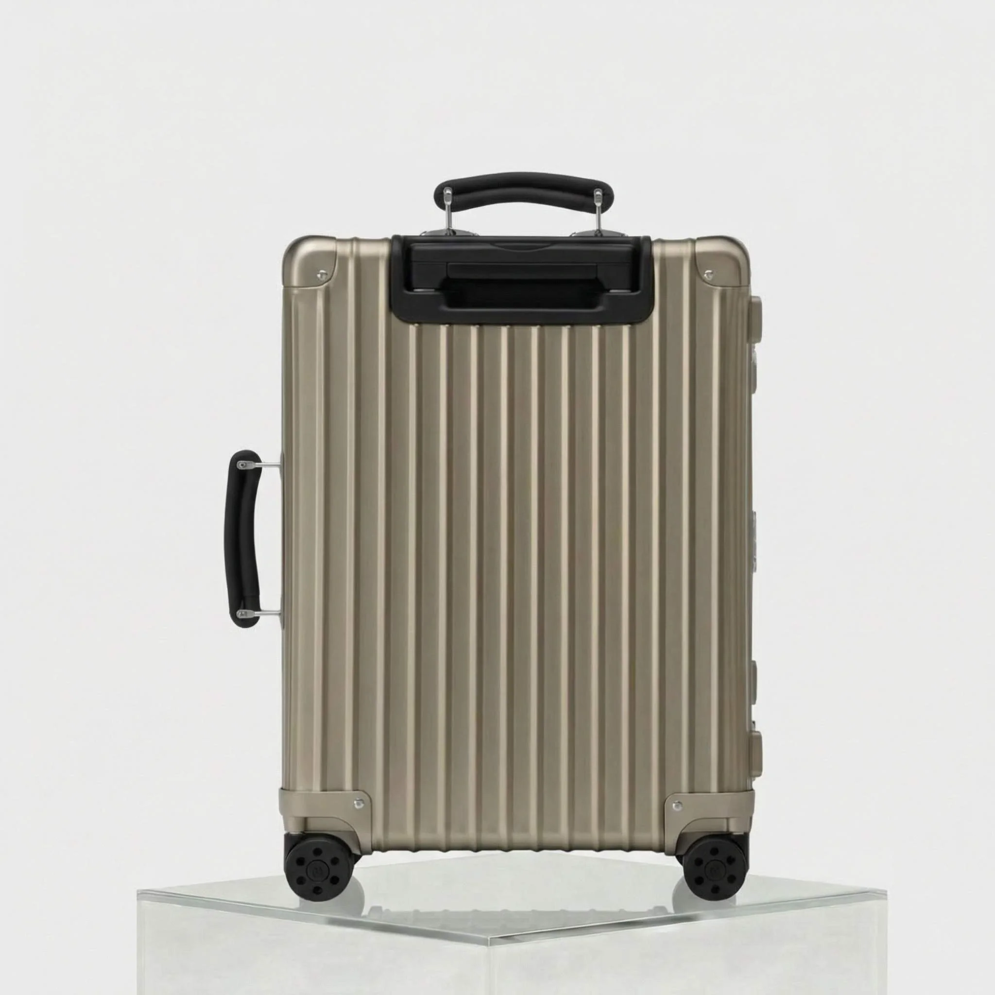 Classic Cabin - Image 3